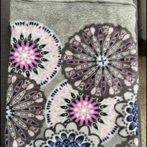 Vera Bradley fleece throw blanket